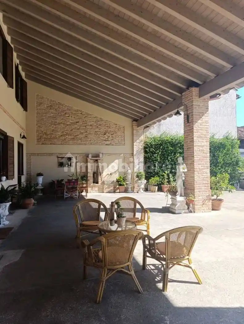 Rustico - Casale in vendita a San Donato Milanese