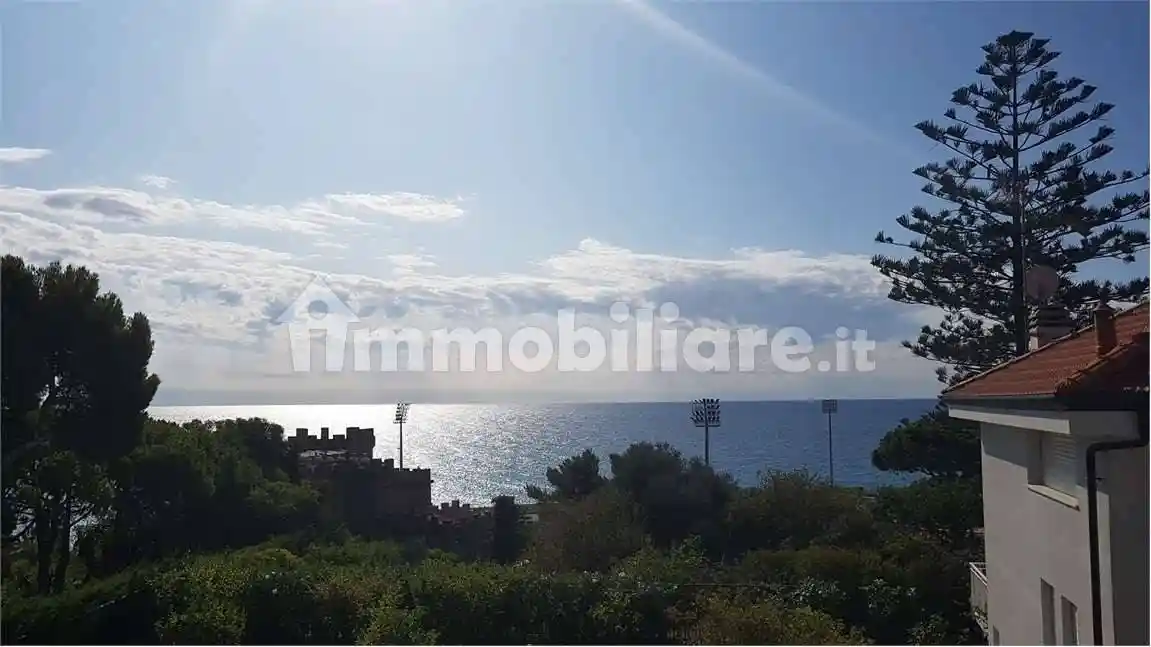 Villa in vendita a Sanremo