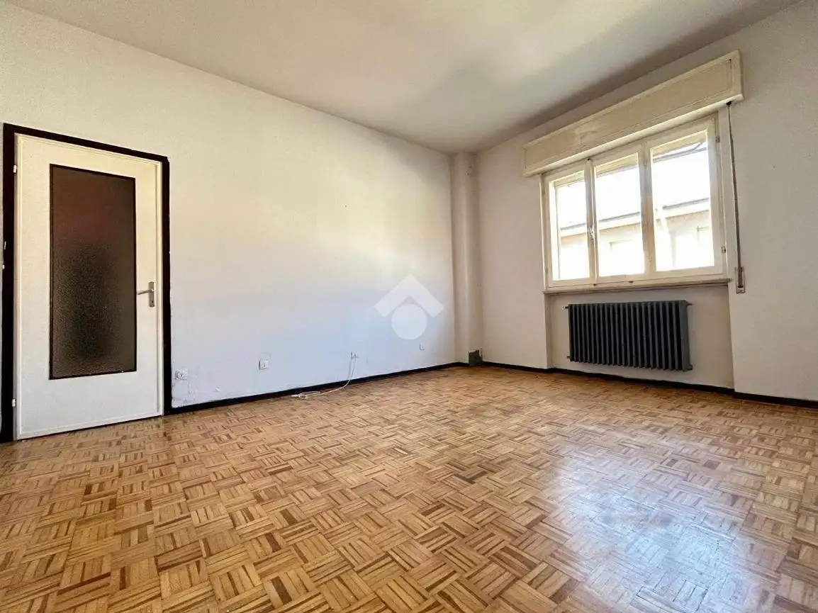 Trilocale via Commenda 40, Centro, Castelleone - foto 4