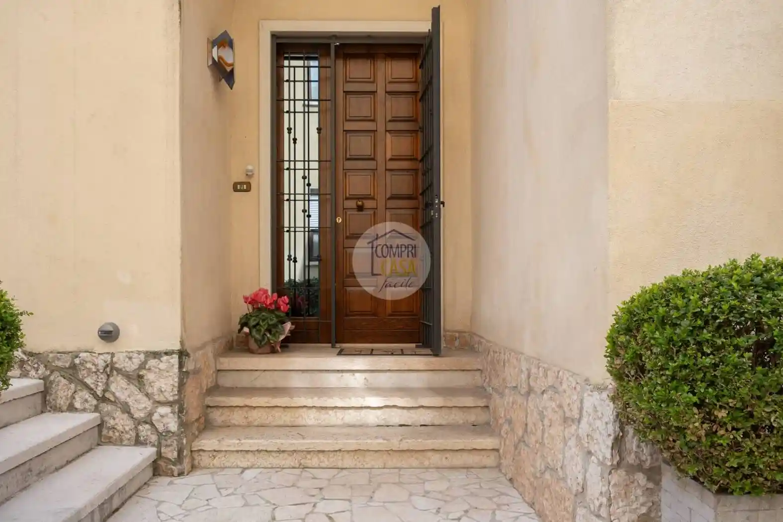 Villa bifamiliare via Leopardi 13, Borgo Milano, Verona - foto 3