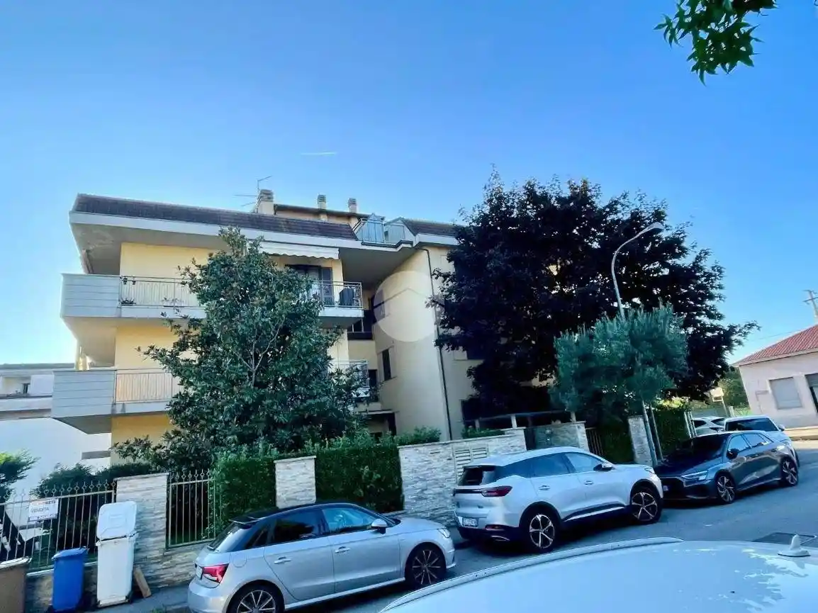 Trilocale via del Frassino 15, Bernasconi, Buonarroti, Bareggia, Lissone - foto 2