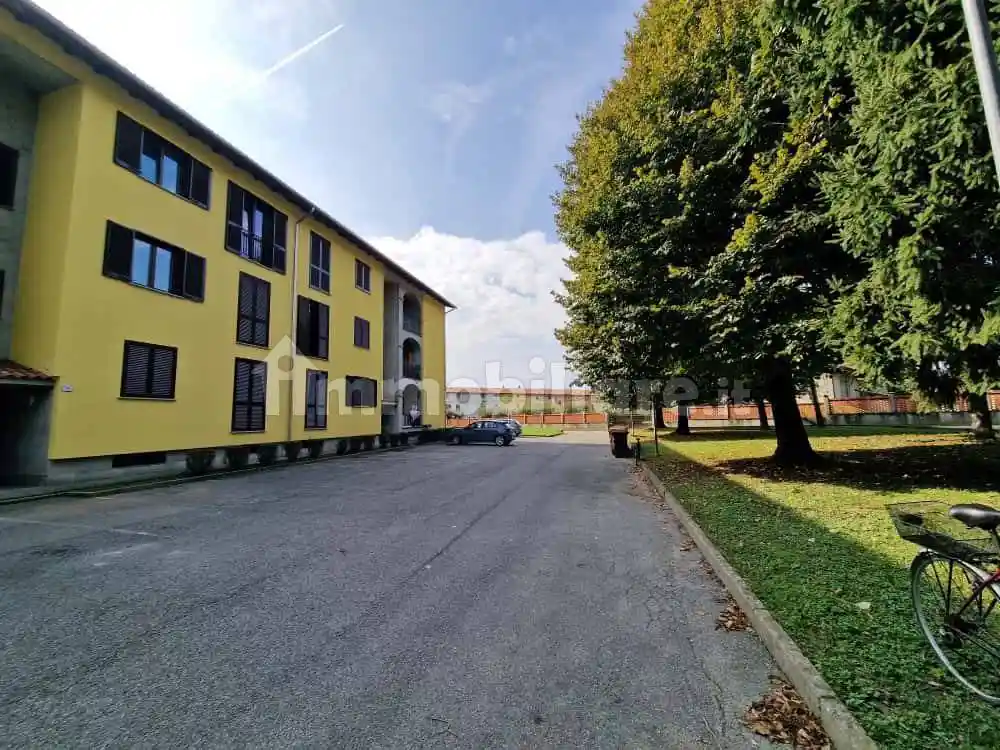 Trilocale via Dietro Castello 15, Centro, Pavone Canavese - foto 3
