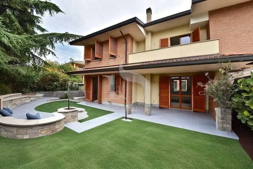 Villetta a schiera in vendita a Vimercate