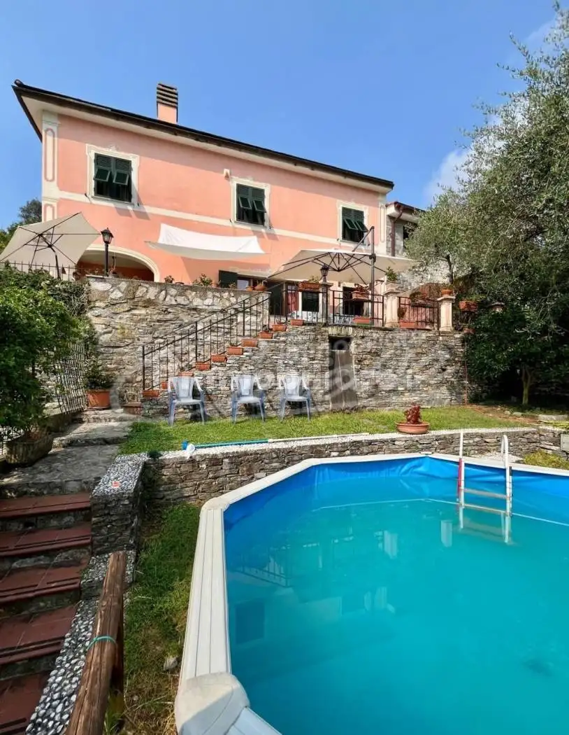 Villa in vendita a Rapallo