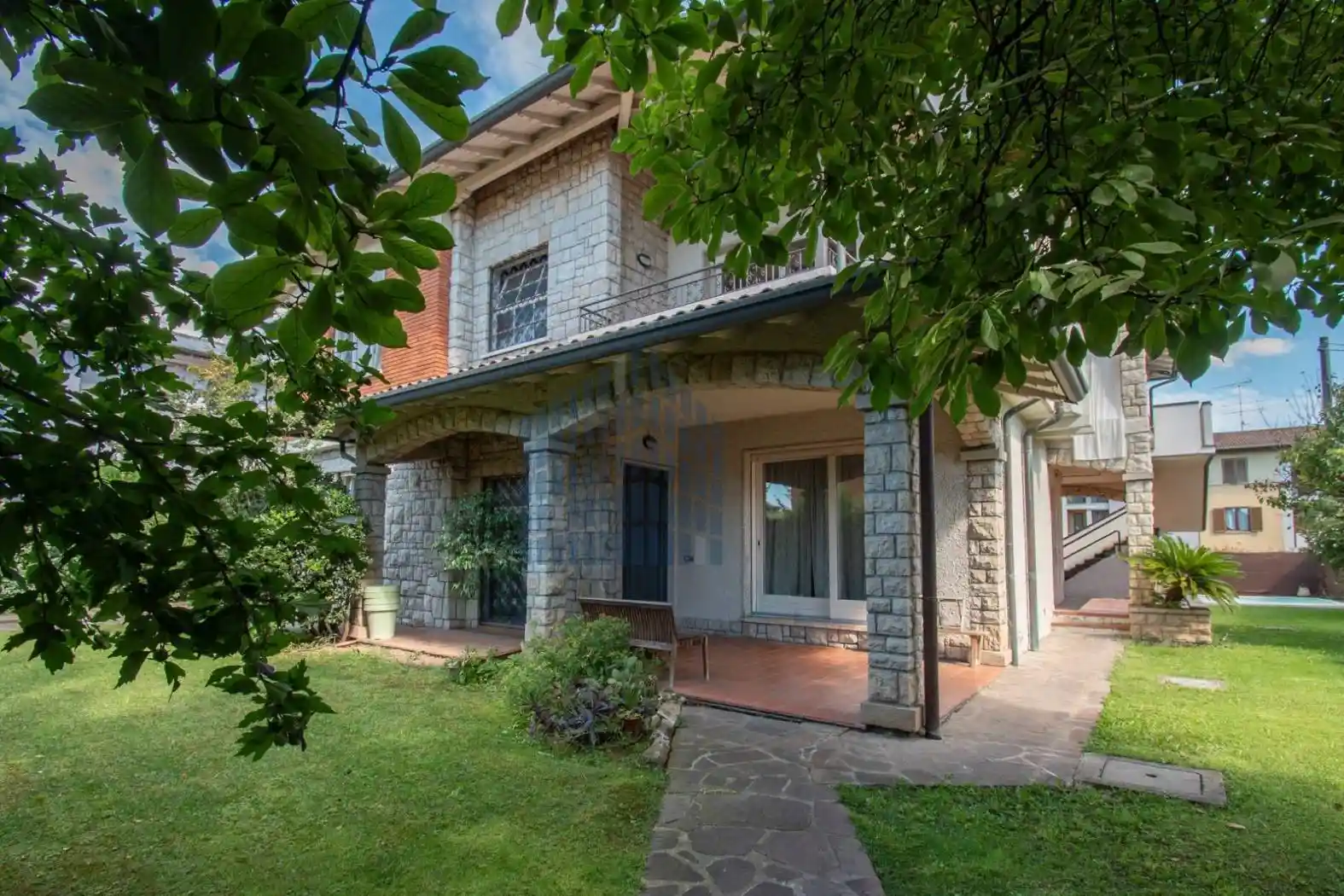 Villa in vendita a Gussago