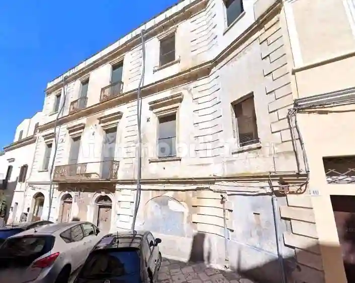 Palazzo - Edificio - foto 2