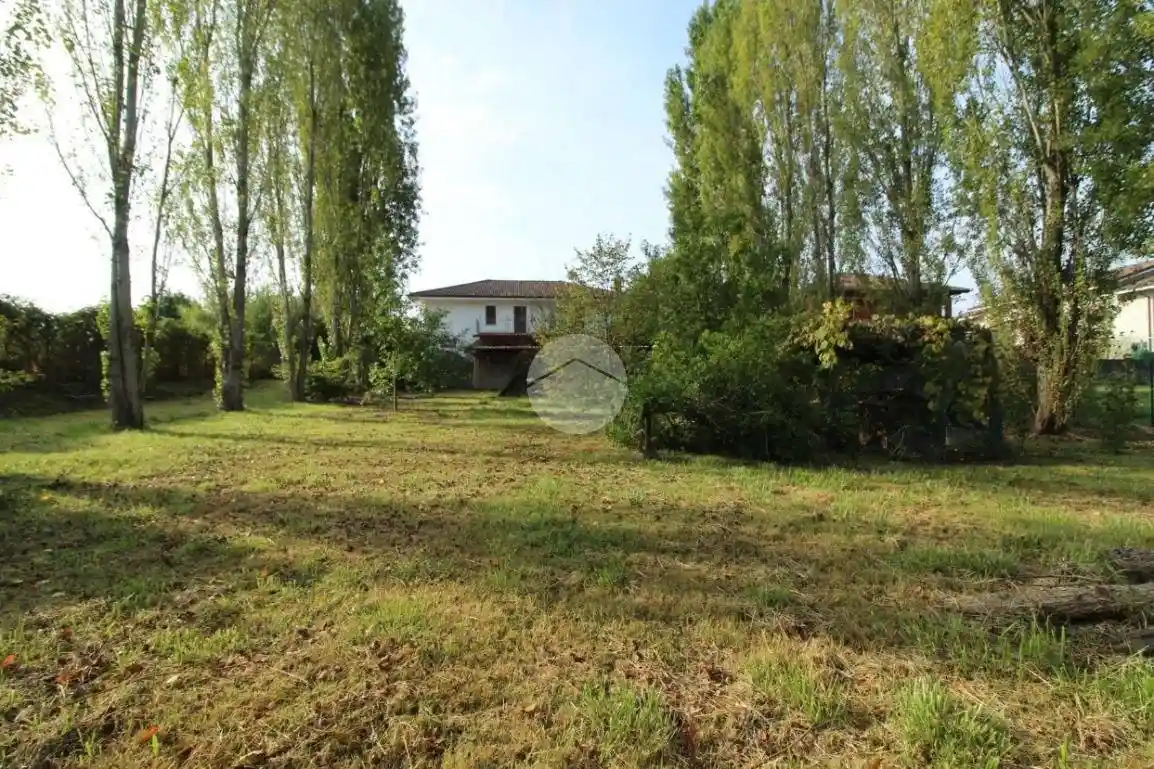 Villa in vendita a Ceresole Alba