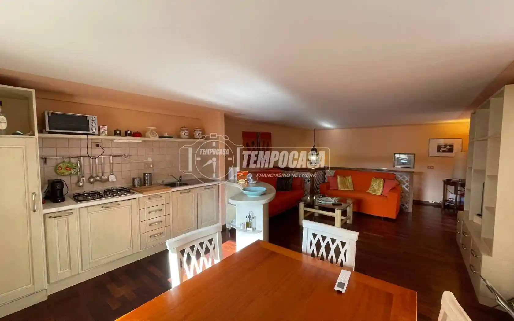 Bilocale via Michelangelo Buonarroti 185, Lungomare, Viareggio - foto 3