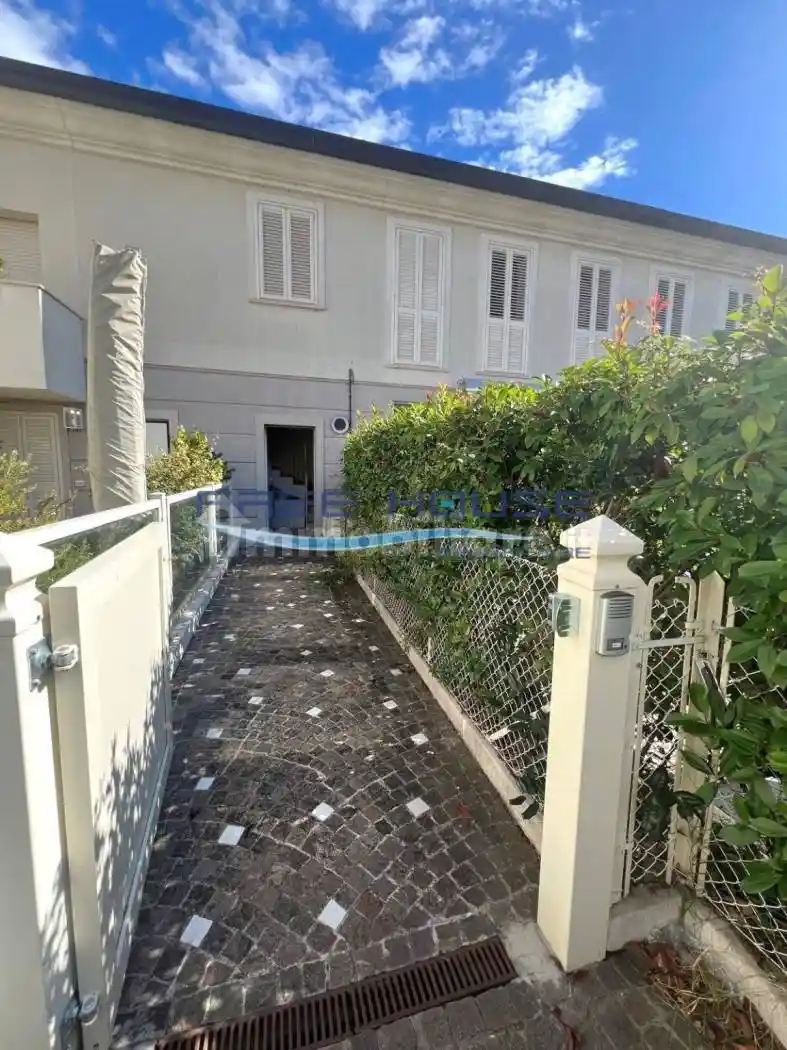 Bilocale via T. Bonaldo 2, Centro, Cervia - foto 2