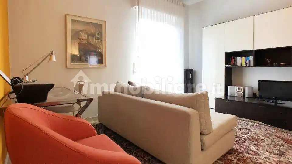 Trilocale via Umberto Fogagnolo 32, Centro, Sesto San Giovanni - foto 3