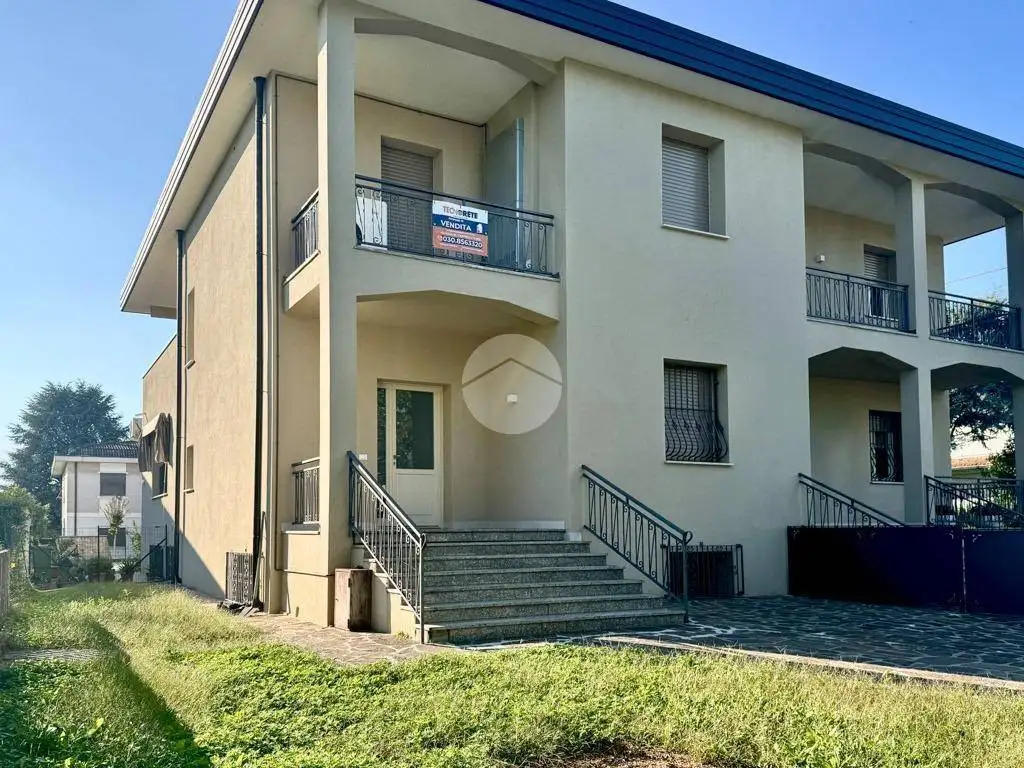 Villa in vendita a Castelcovati