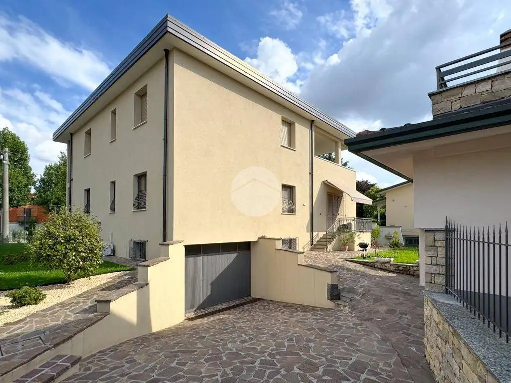 Villa bifamiliare via Chiari 123, Castelcovati - foto 4