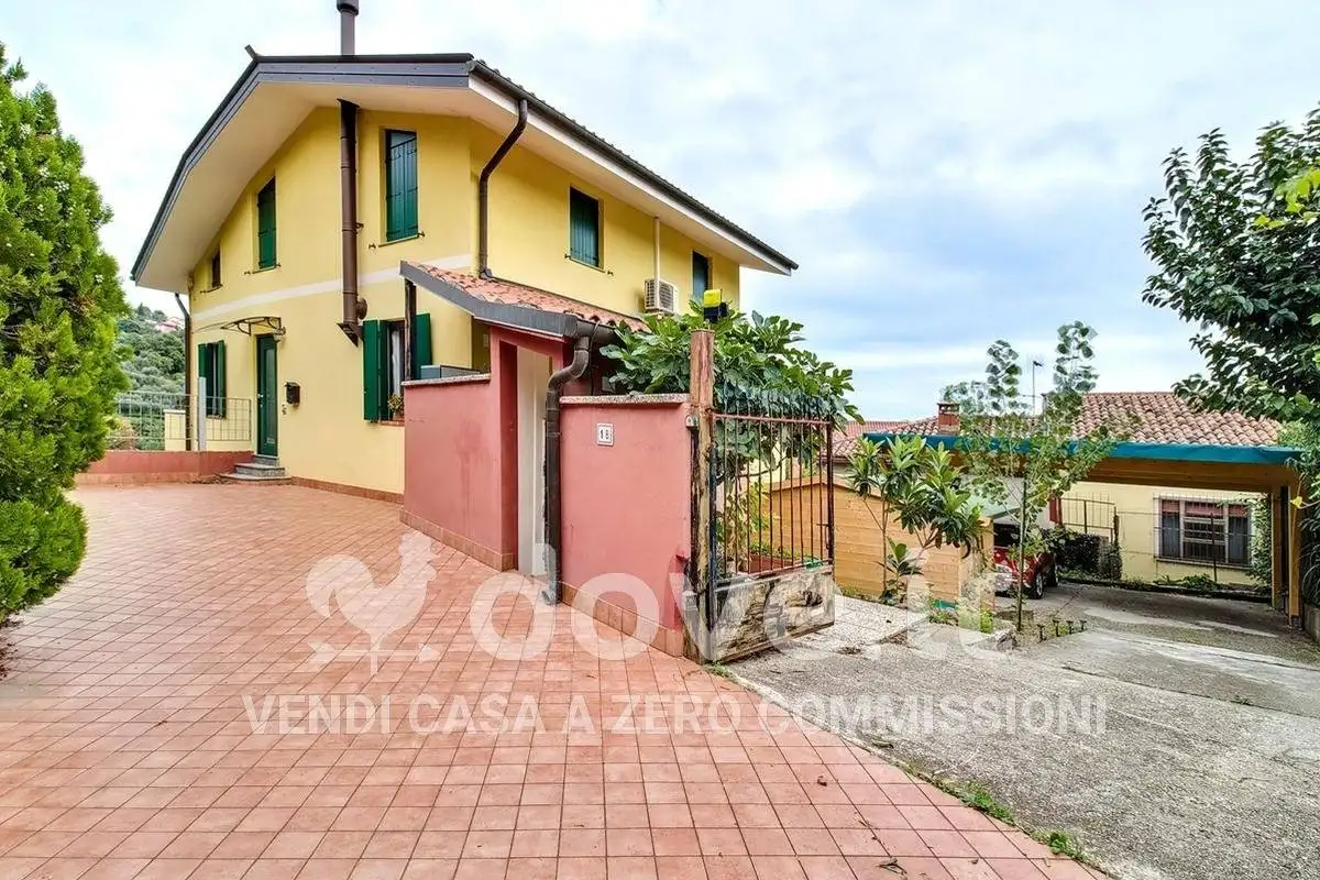 Villa in vendita a Barbarano Mossano