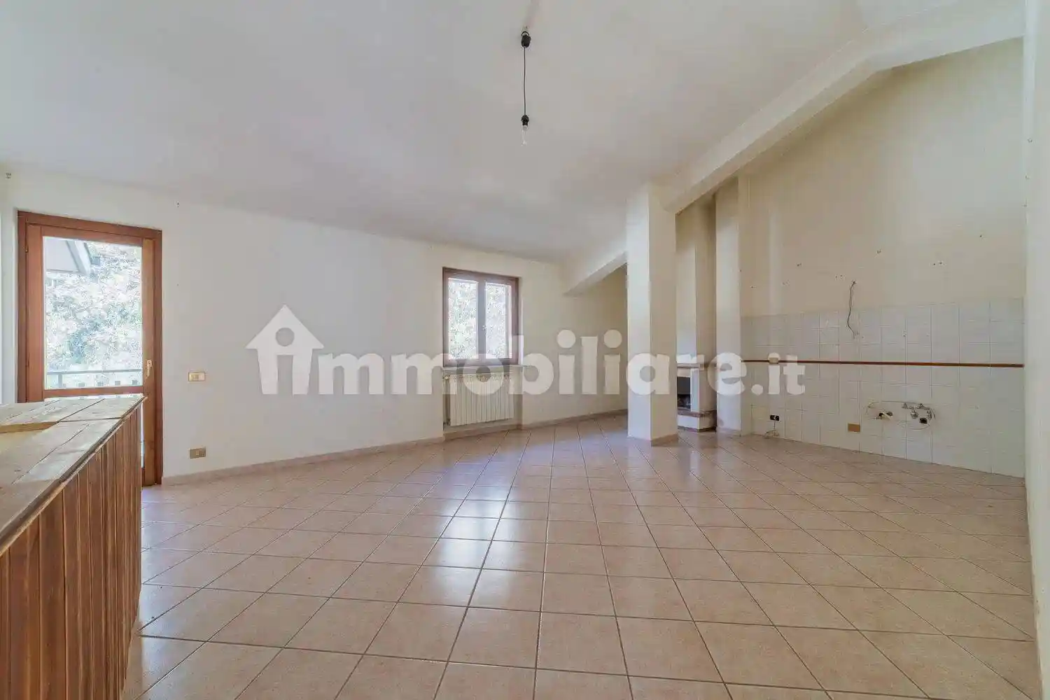 Trilocale via Degli Alpini, 431, Centro, Carsoli - foto 3