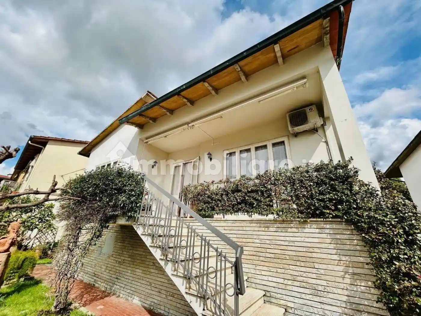 Villa in vendita a Campi Bisenzio