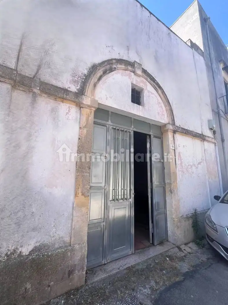 Villa in vendita a Aradeo