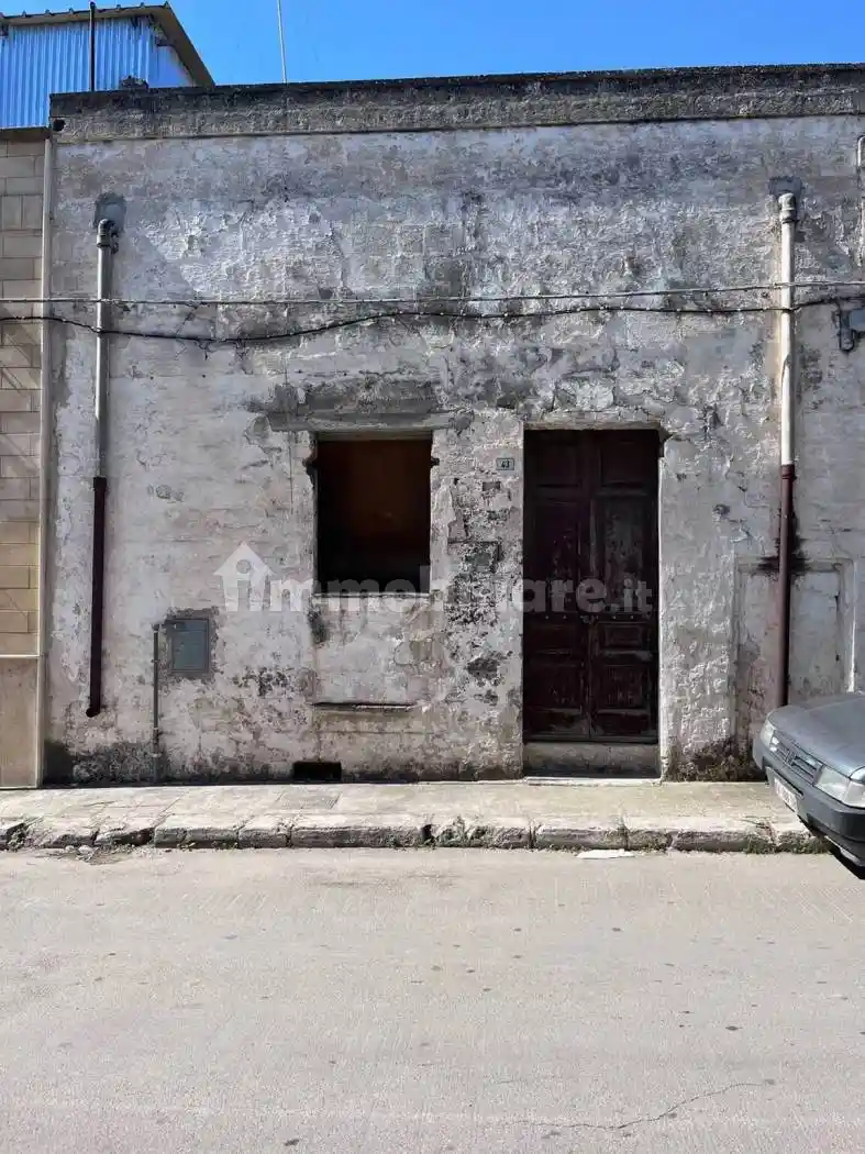 Rustico - Casale in vendita a Lizzano