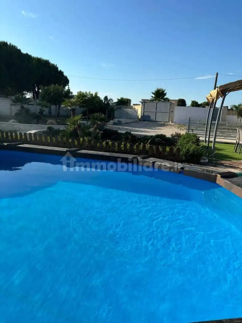 Villa in vendita a Torricella