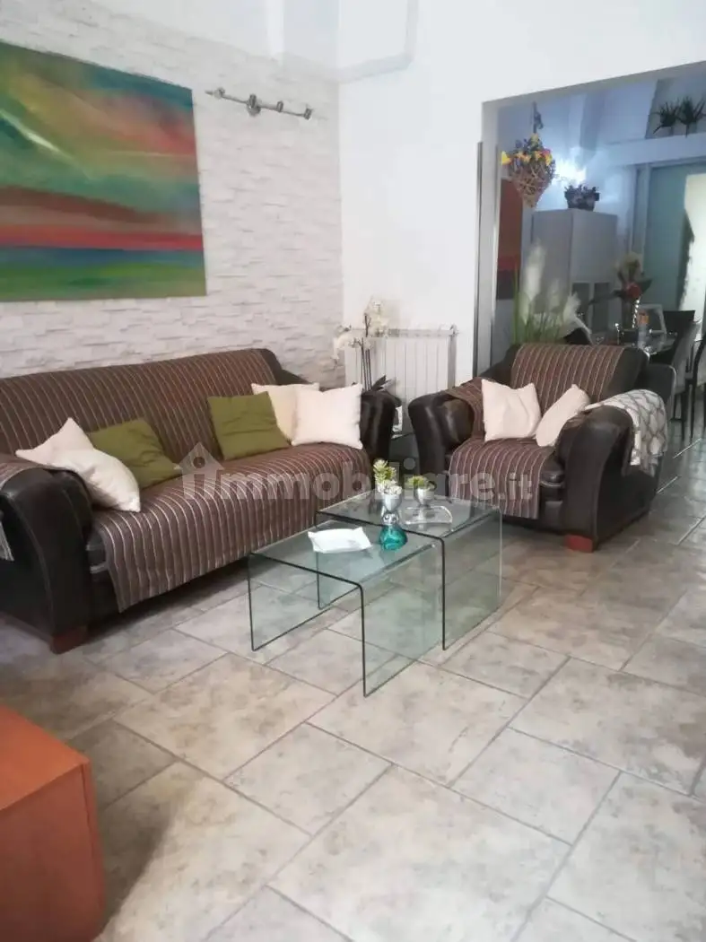 Villa in vendita a Torricella