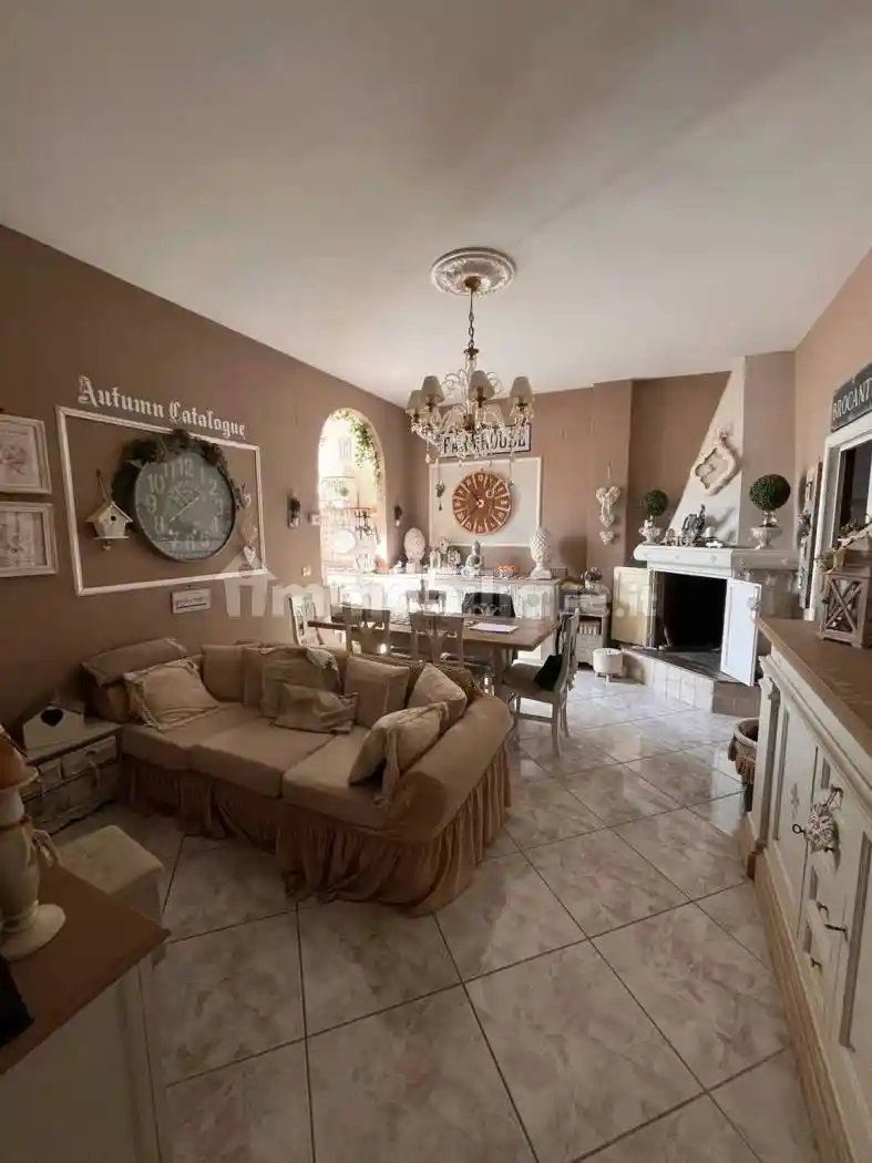 Appartamento in vendita a Torricella