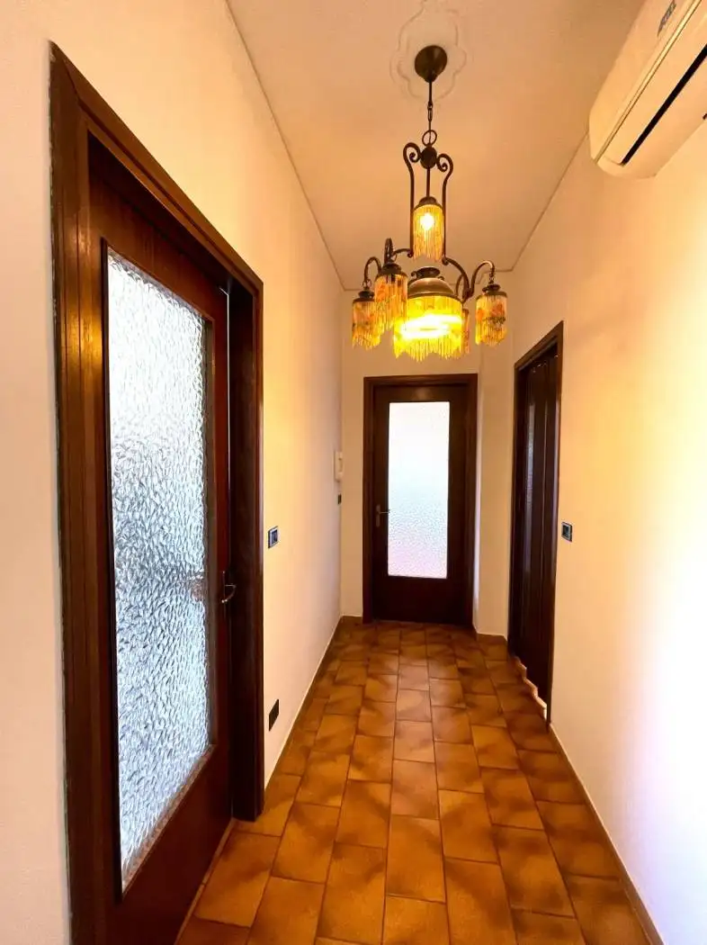 Quadrilocale via Leopardi 9, Centro, Buttapietra - foto 4