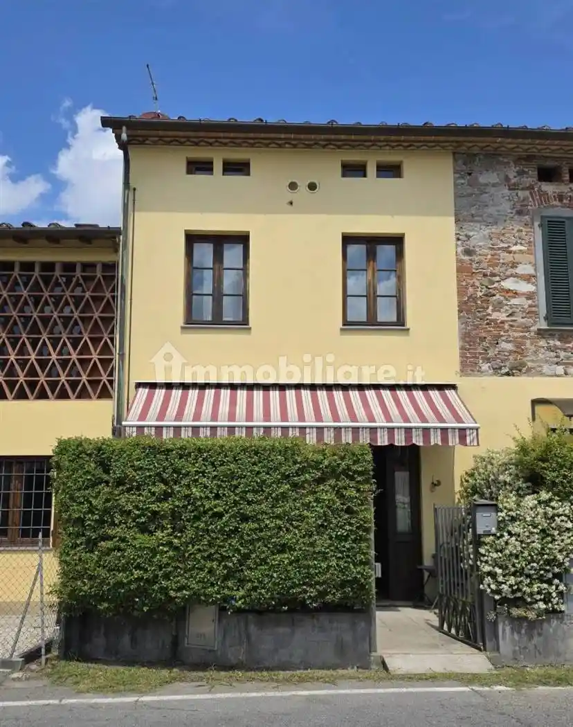 Villa in vendita a Capannori