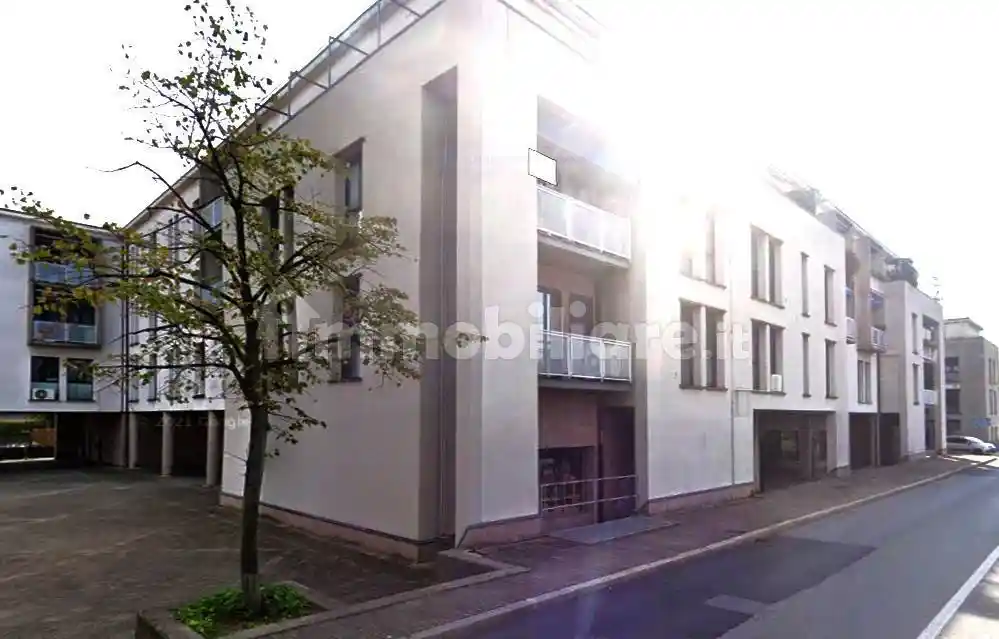 Appartamento in vendita a Erba