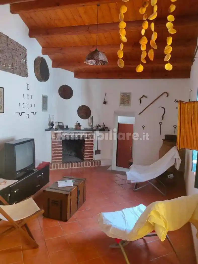 Casa indipendente in vendita a Barcellona Pozzo di Gotto