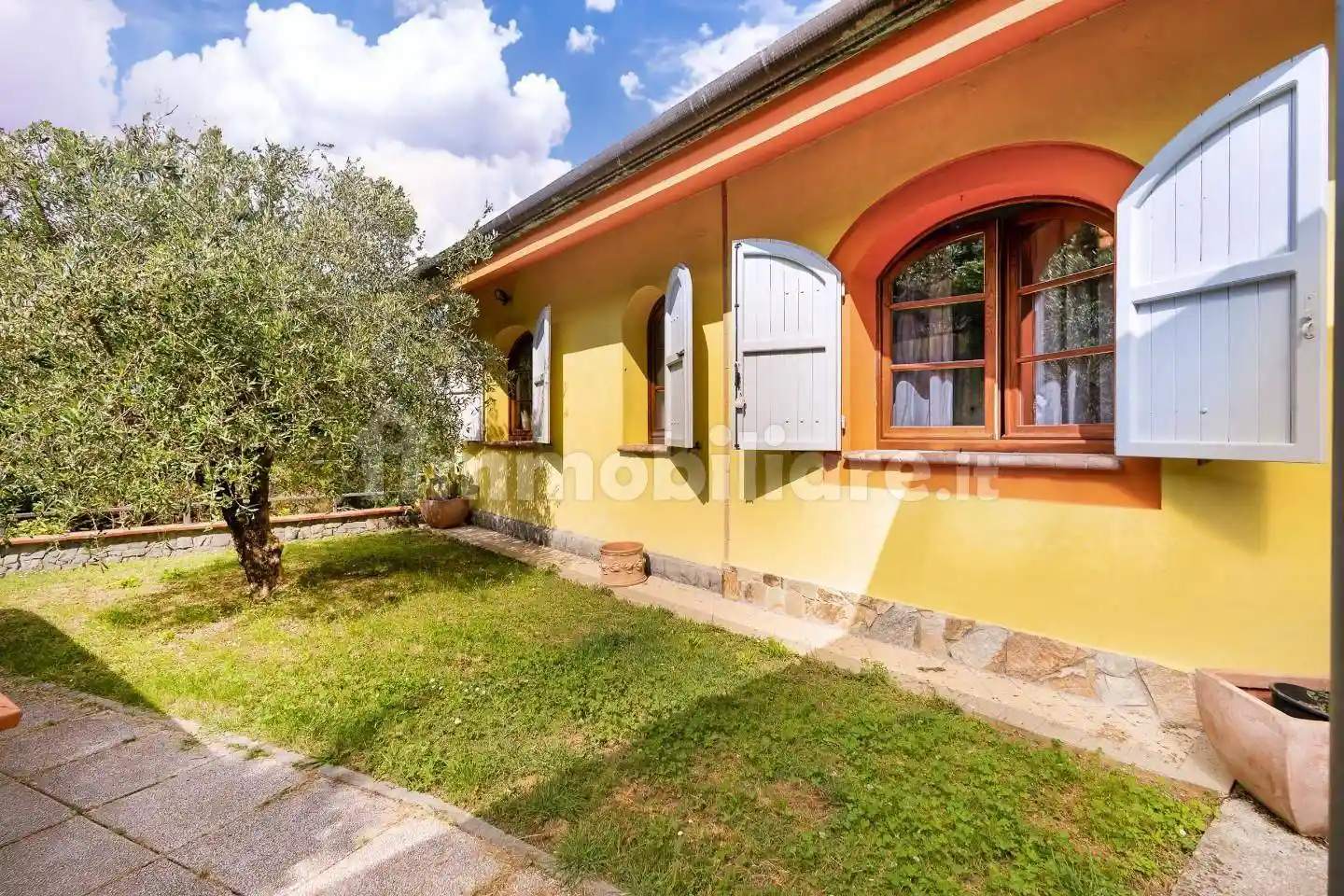 Villa in vendita a Massa