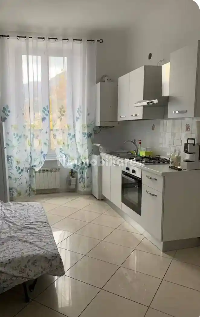 Bilocale piazza Domenico Chiodo 4, Centro Storico, La Spezia - foto 2