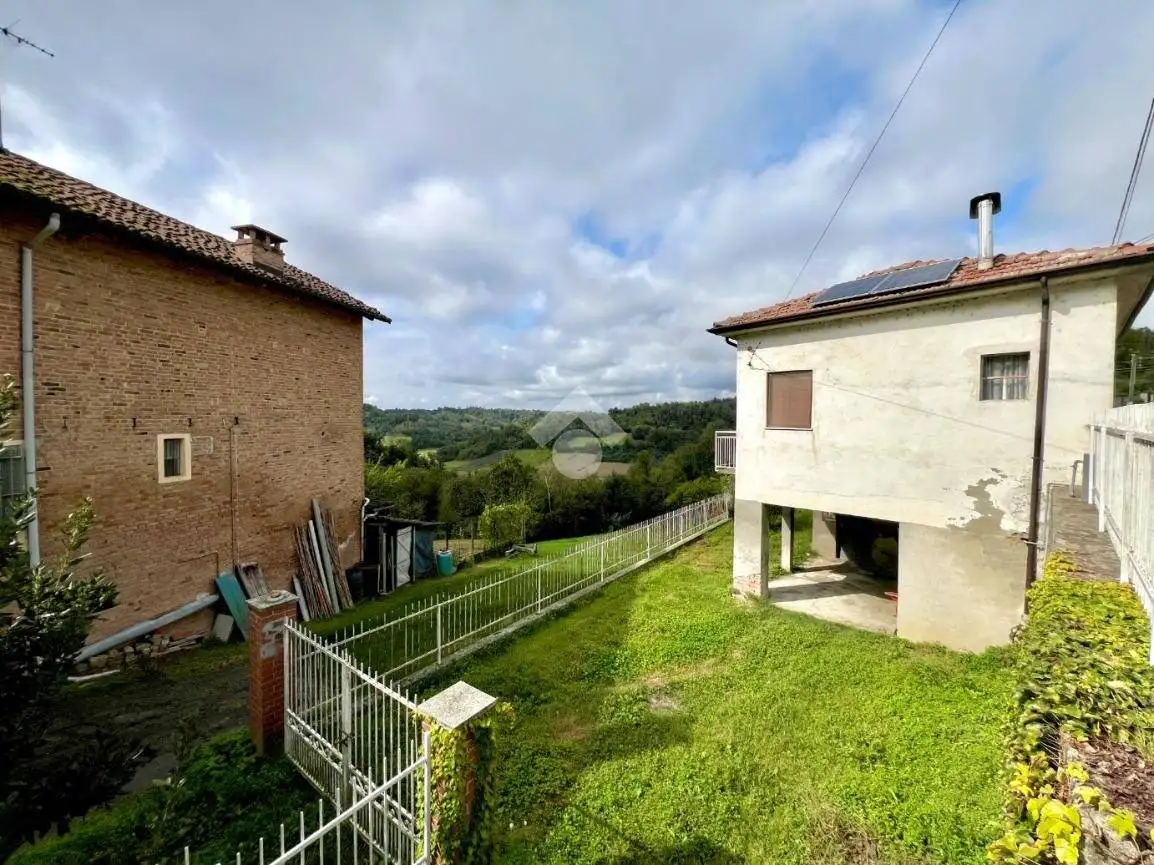 Casa indipendente in vendita a Chiusano d'Asti