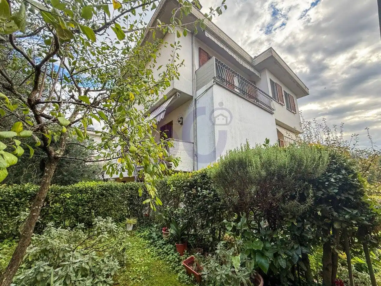 Villa bifamiliare Castiglion Fibocchi, Centro, Castiglion Fibocchi - foto 3