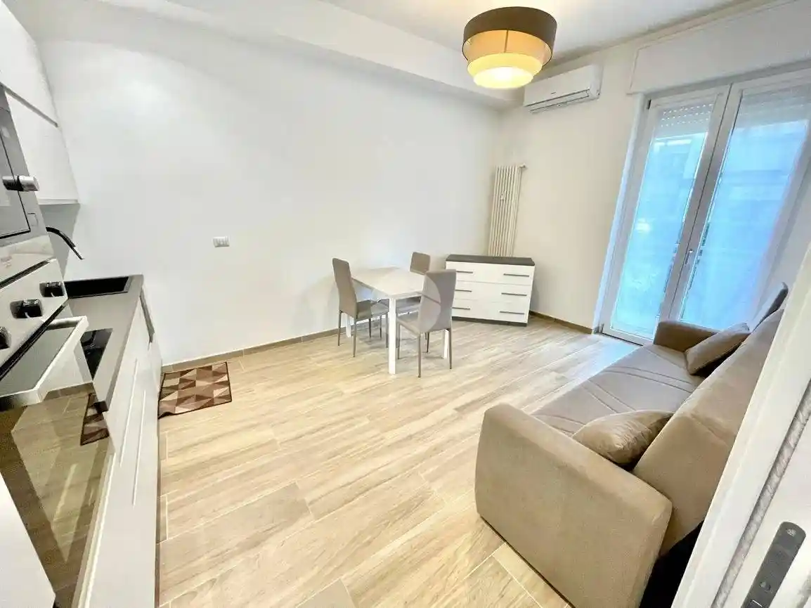 Bilocale via Giuseppe Ferrari 8, Regina Pacis - Borsa, Monza - foto 5