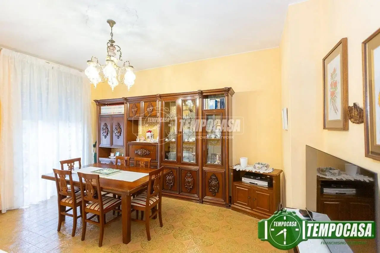 Casa indipendente in vendita a Vaiano Cremasco