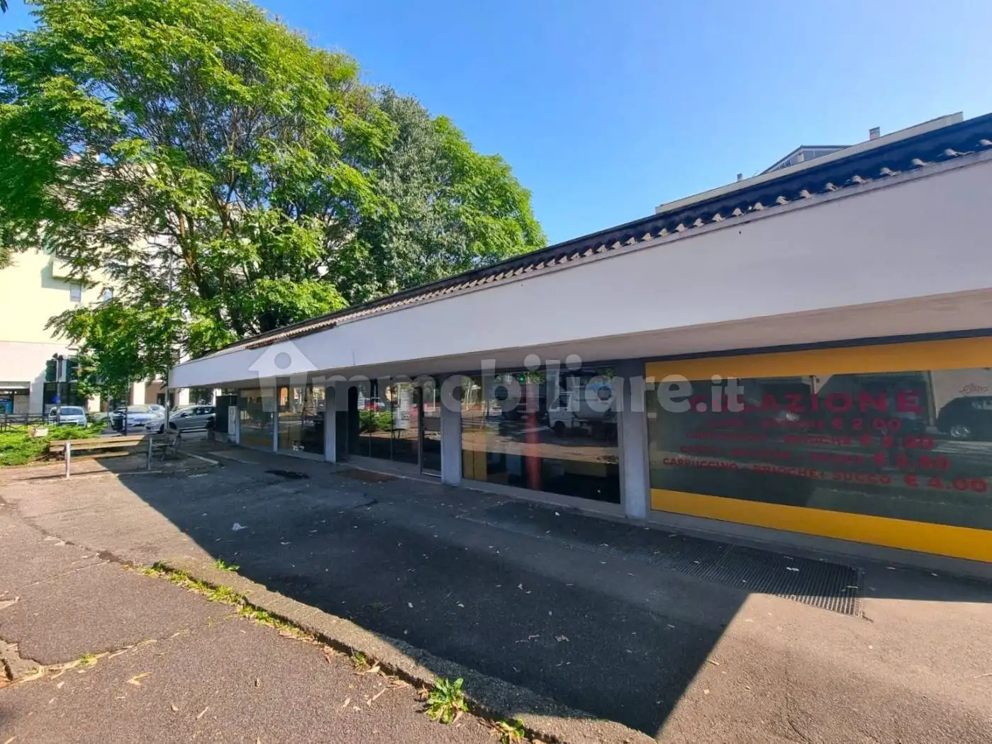 Palazzo - Edificio in vendita a Monza