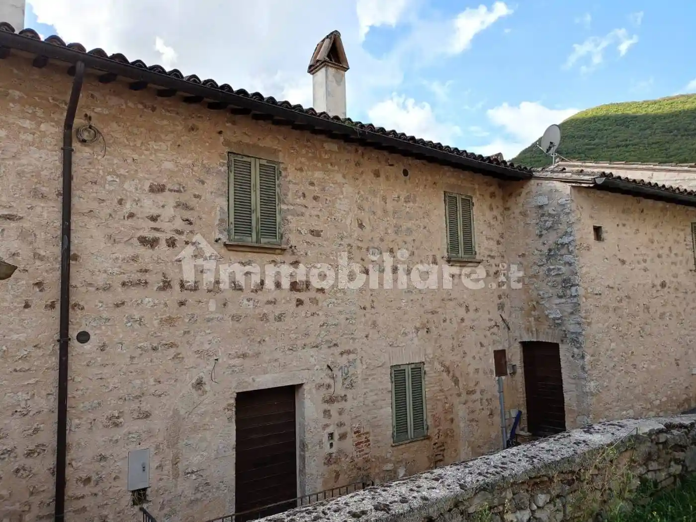 Terratetto plurifamiliare via Nazionale 21, Carpello, Scopoli, Casenove, Verchiano, Foligno - foto 2