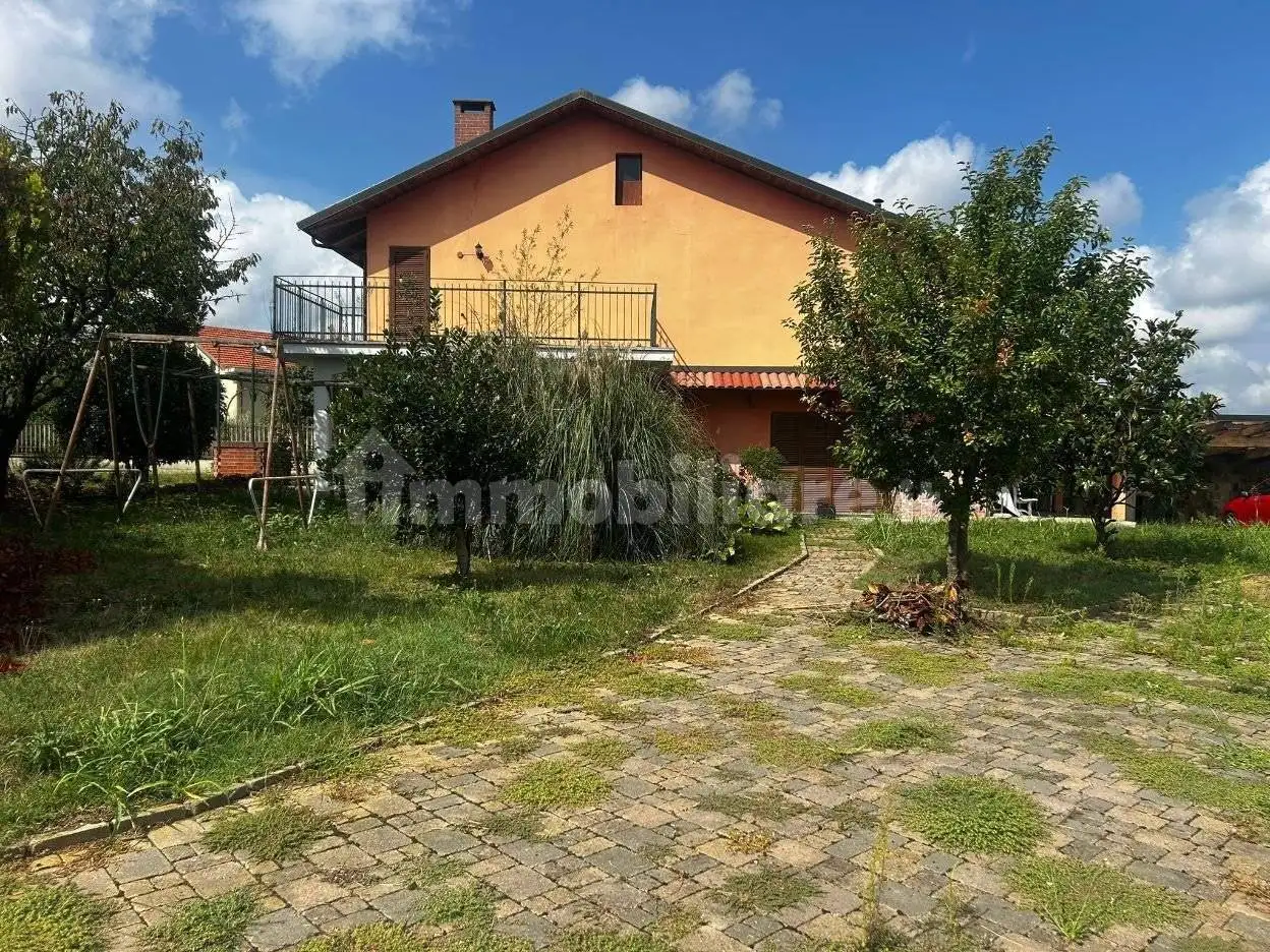 Terratetto unifamiliare Cascina Gerbido 58, Ceresole Alba - foto 3