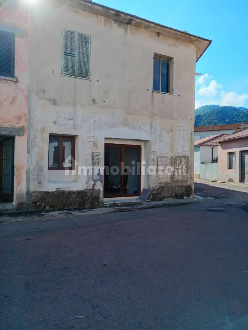 Appartamento in vendita a Padru