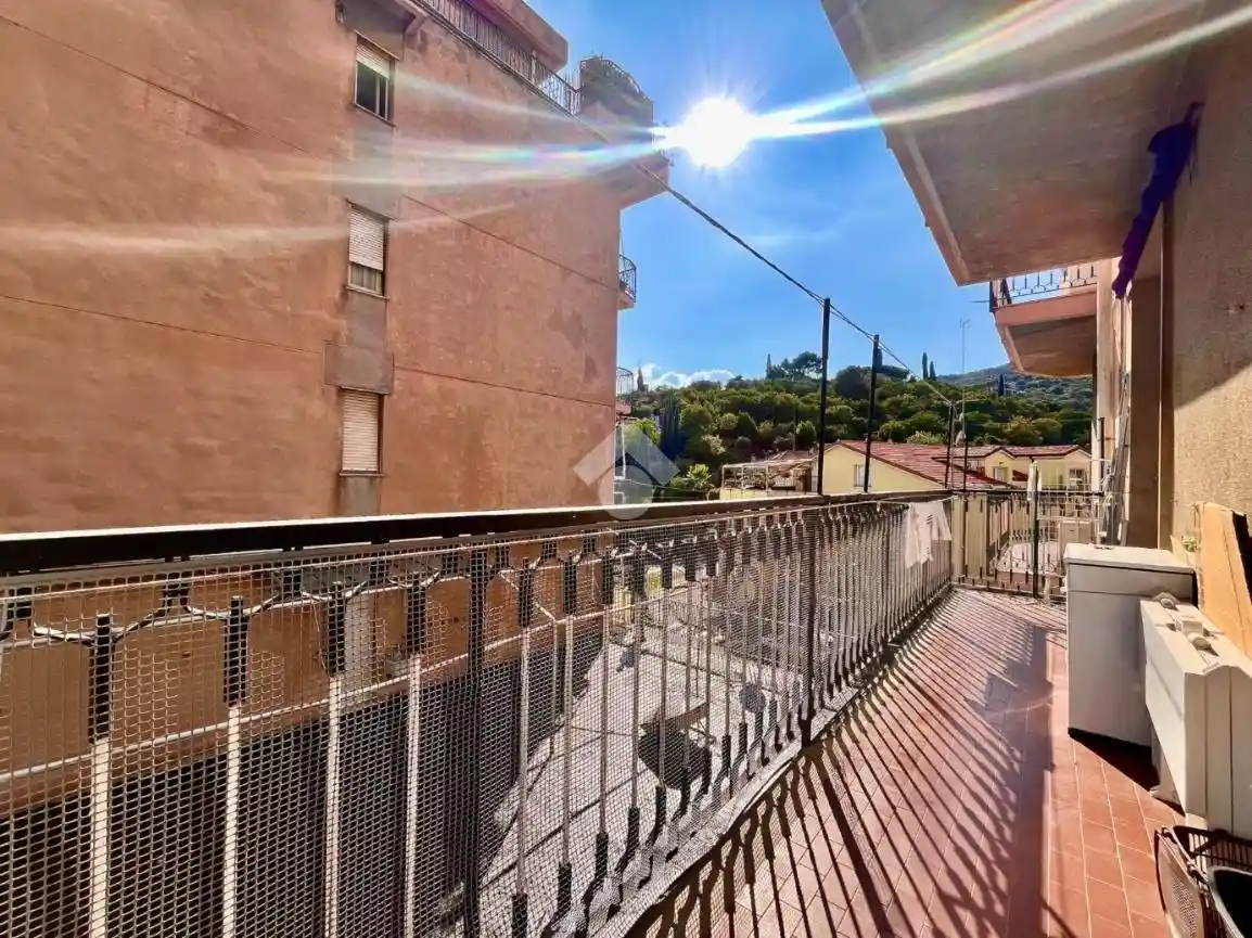 Appartamento in vendita a Albenga