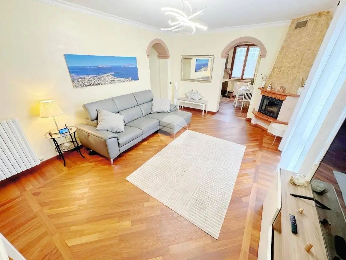 Trilocale via Giuseppe Mazzini 2, Brescello - foto 2