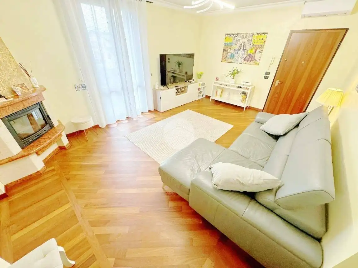 Trilocale via Giuseppe Mazzini 2, Brescello - foto 4