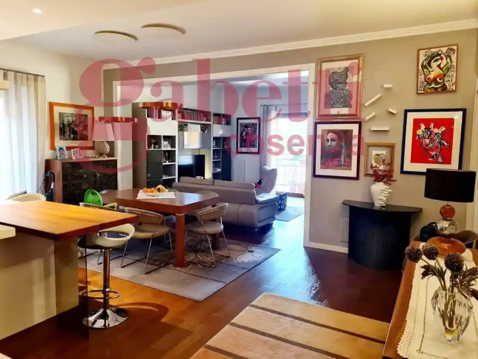 Appartamento Cosenza via DELLE MEDAGLIE D'ORO , 13, Centro, Cosenza - foto 2