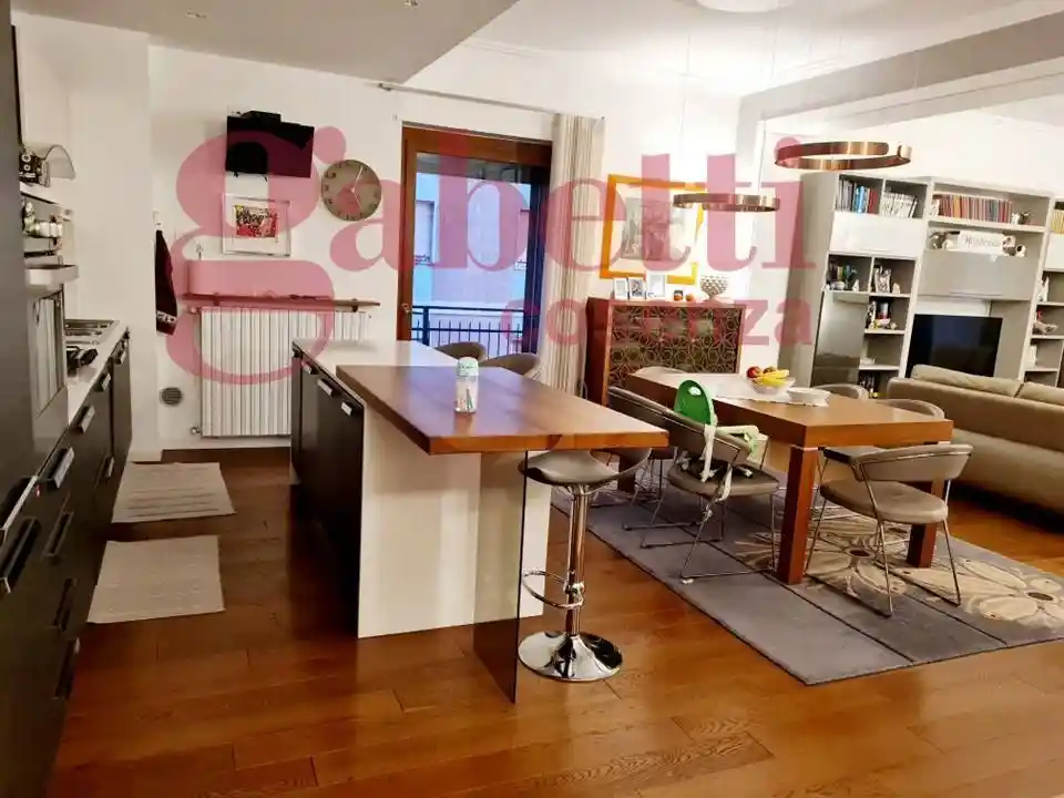 Appartamento Cosenza via DELLE MEDAGLIE D'ORO , 13, Centro, Cosenza - foto 4