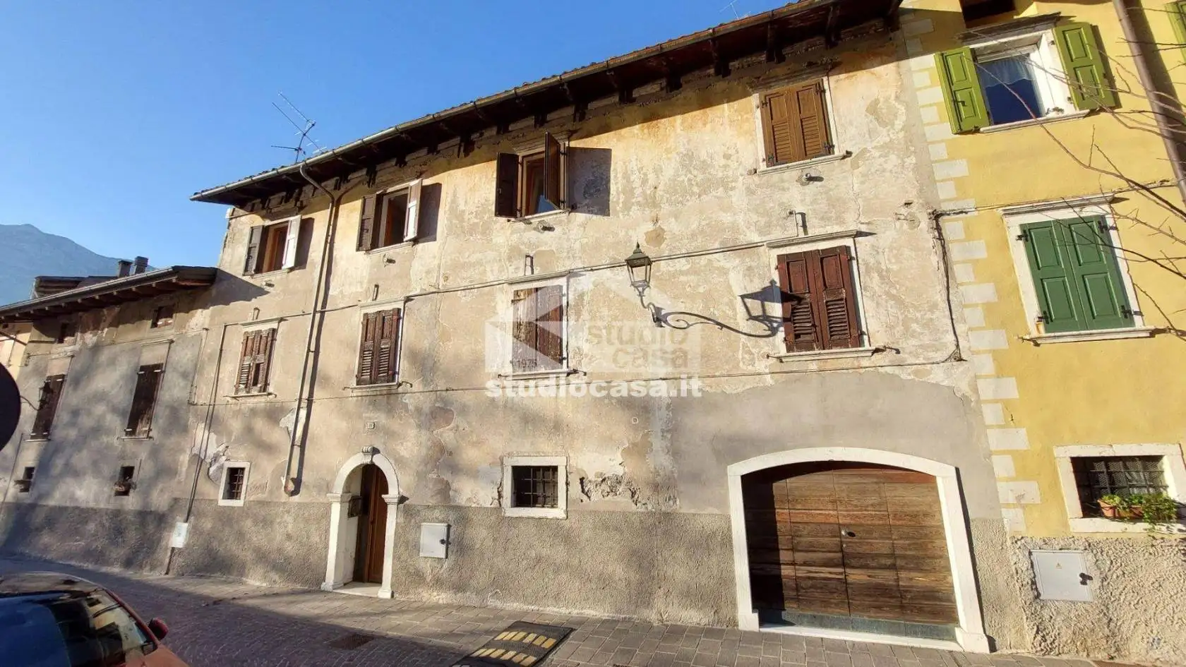 Villa in vendita a Avio