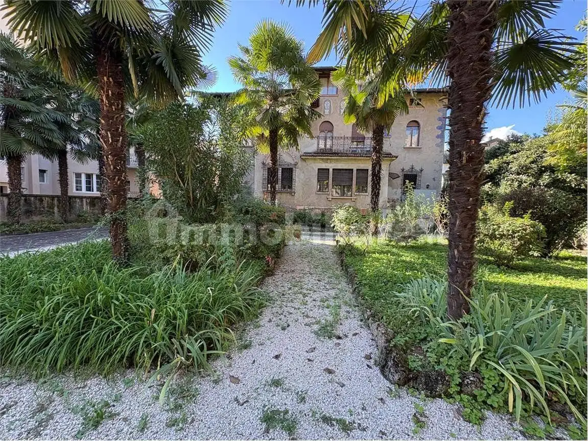 Villa in vendita a Trento