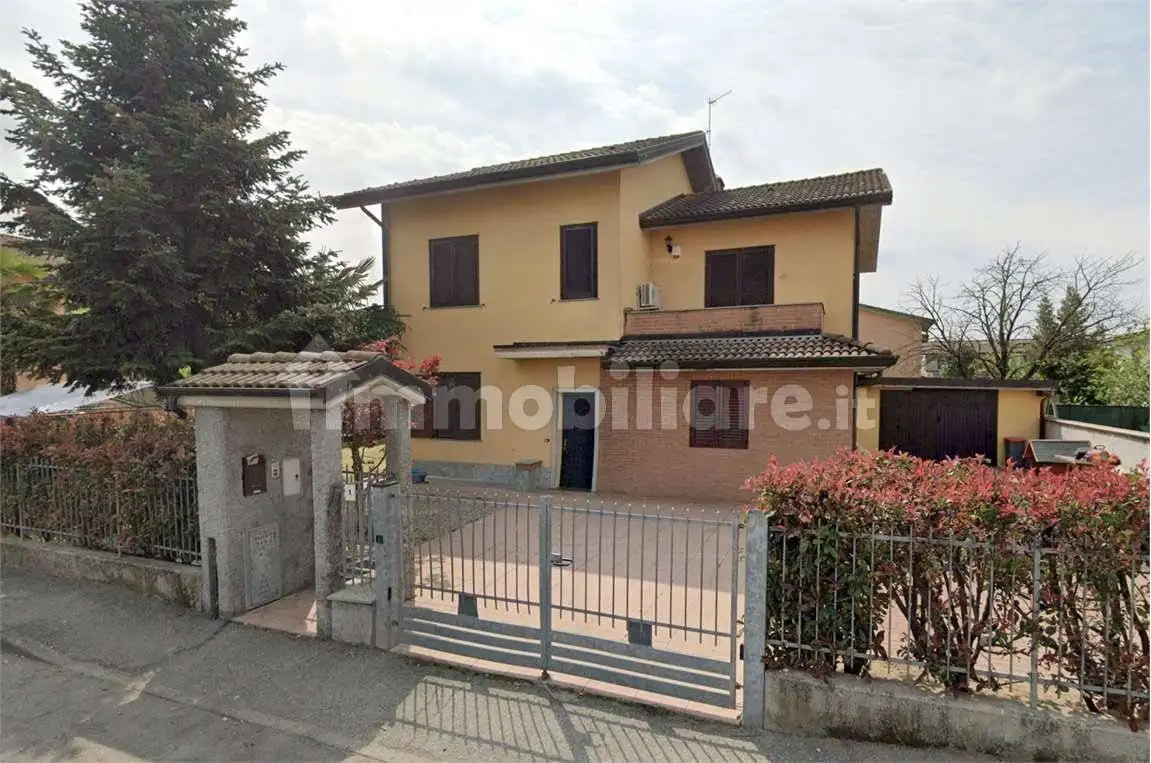 Villa in asta a Caselle Lurani