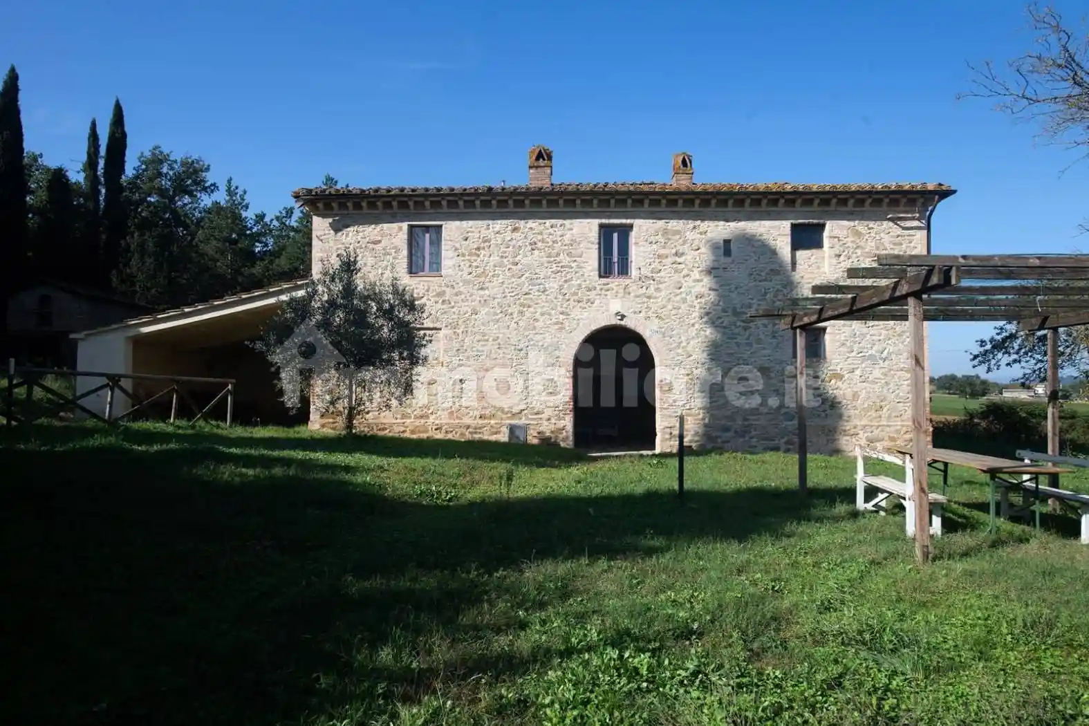 Rustico - Casale in affitto a Perugia