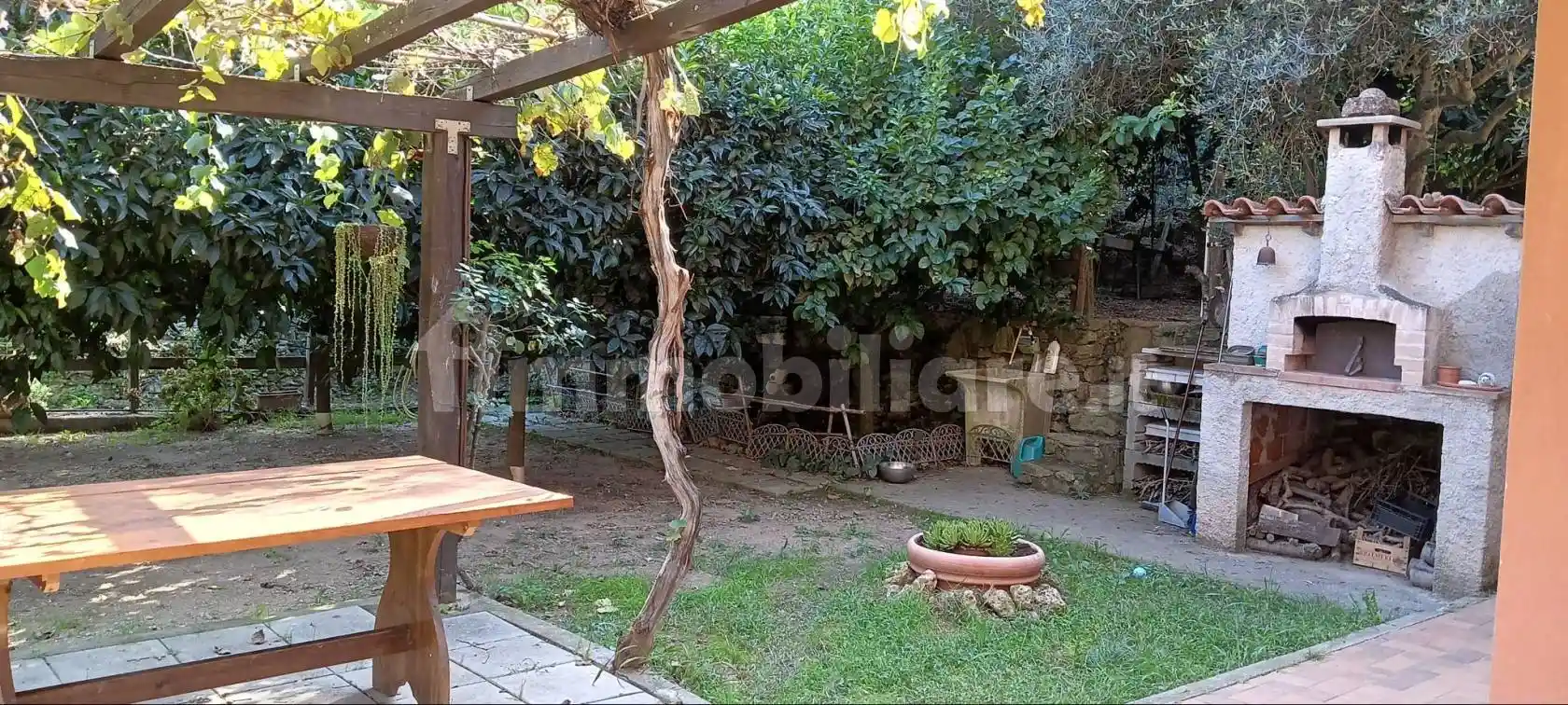 Villa in vendita a Finale Ligure