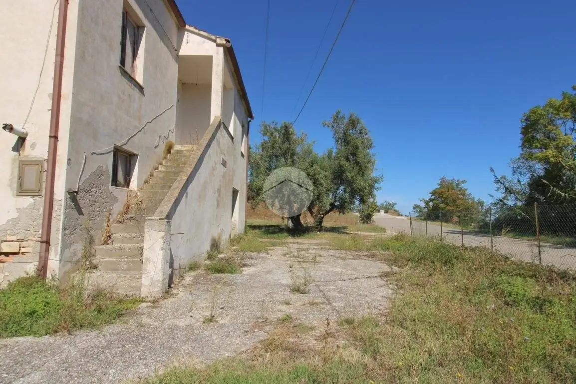 Casa indipendente in vendita a Roseto degli Abruzzi
