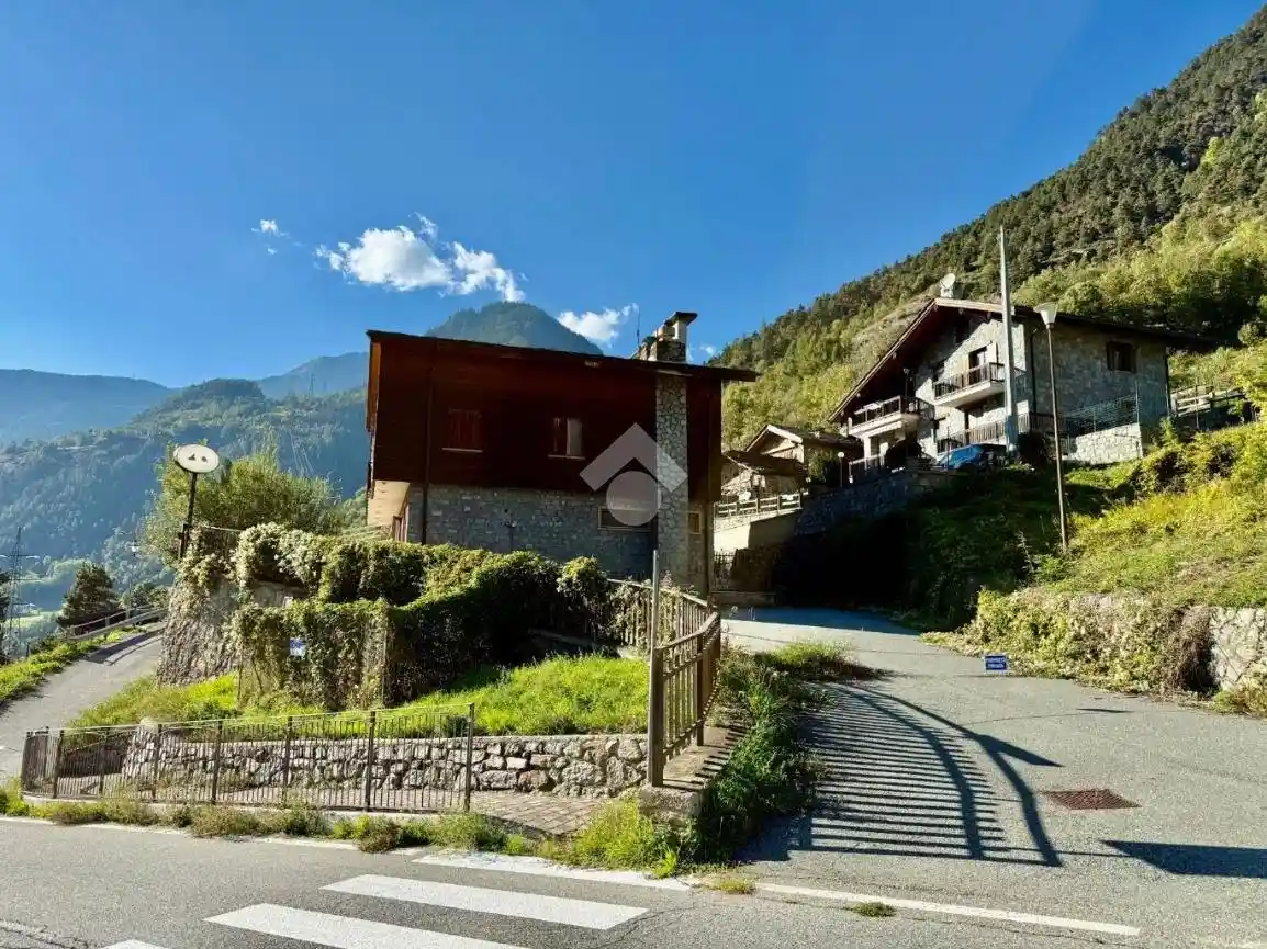 Palazzo - Edificio in Vendita - foto 2